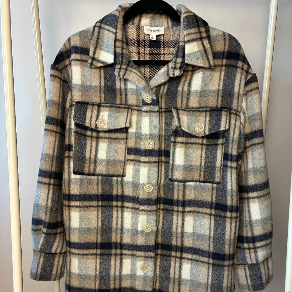 Evereve Plaid Button Front Shacket Jacket Women’s Size S - Picture 3 of 9